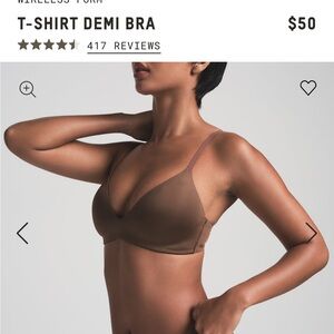 SKIMS Wireless Form T-Shirt Demi Bra